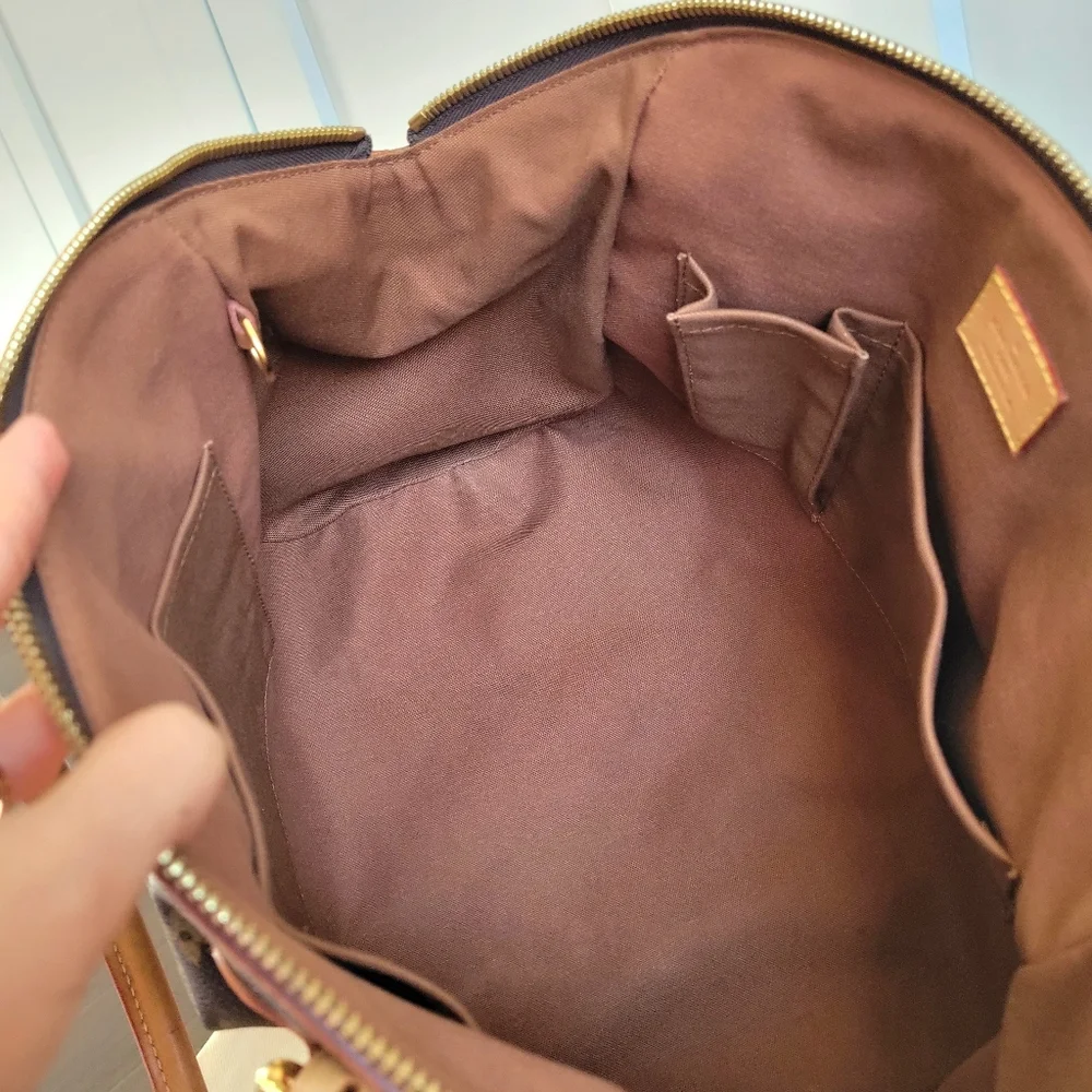 💕DISCONTINUED Very Rare LOUIS VUITTON Tivoli GM Monogram